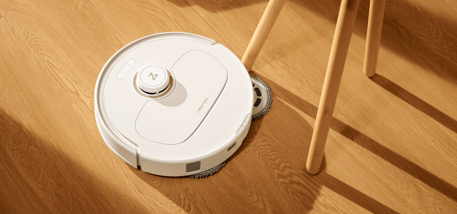 roborock qrevo maxv edge mopping system to clean under the table and chairs